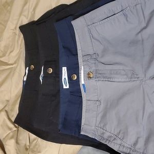 4 Pairs of Gap Everyday Shorts